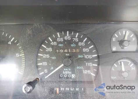 1993 Dodge Dakota из США, поврежденный, VIN 1B7FL26X8PS102811